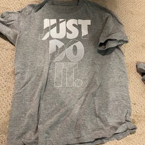 Nike T-shirt